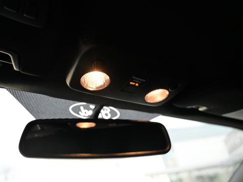 Used 2022 Ford Mustang Shelby GT500 w/ Technology Package image 36