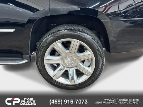Used 2016 Cadillac Escalade Luxury RWD image 35