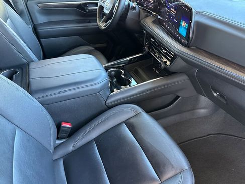 Used 2025 Chevrolet Tahoe LT image 26