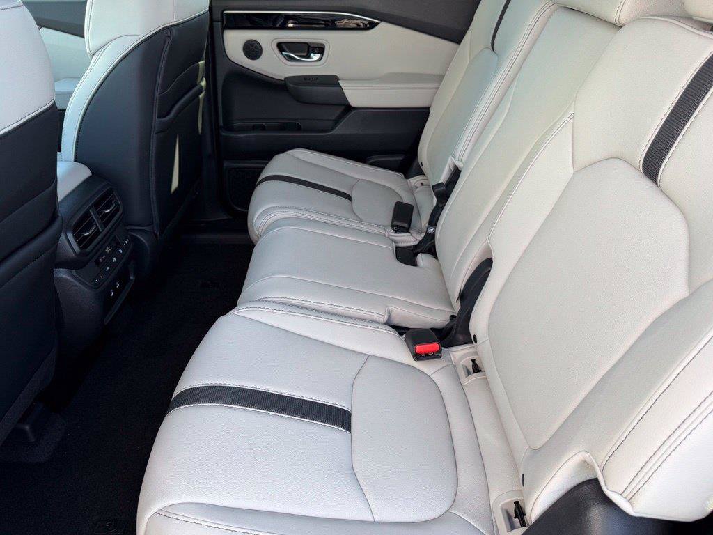 New 2026 Honda Pilot EX-L image 16