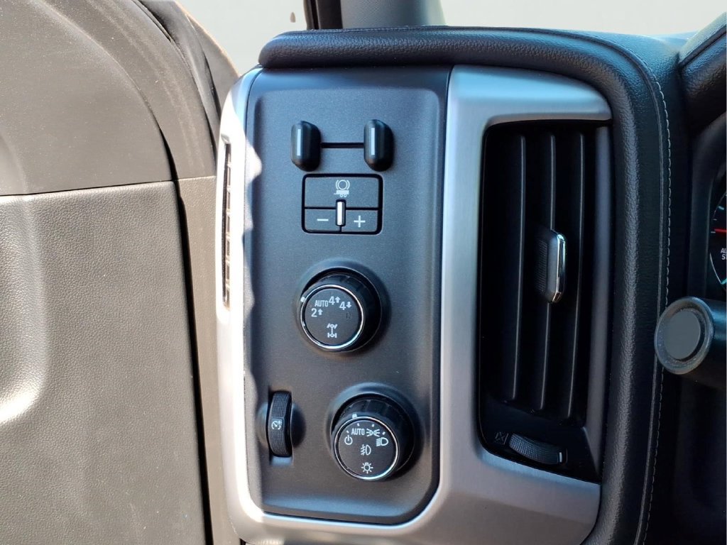 Used 2017 GMC Sierra 1500 SLT AWD/4WD image 14