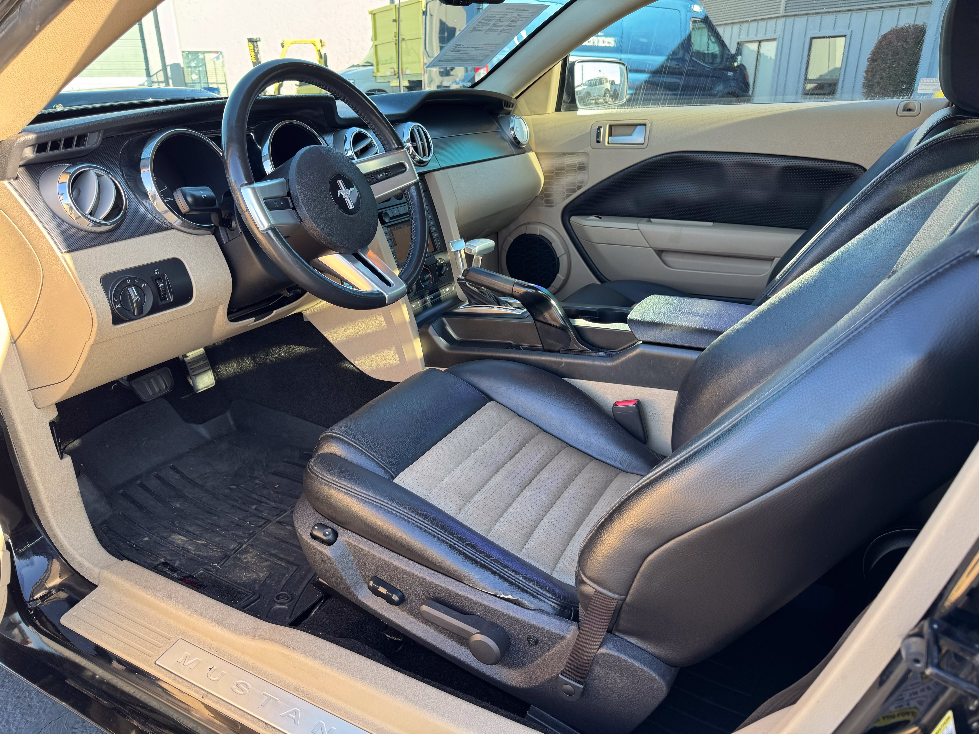 Used 2007 Ford Mustang GT Premium RWD image 26