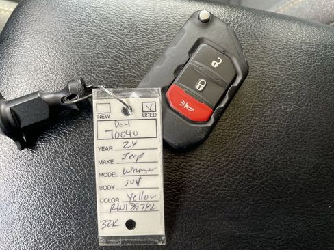 Used 2024 Jeep Wrangler Unlimited image 20