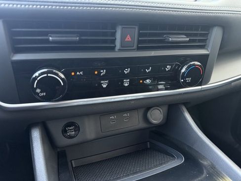 Certified 2025 Nissan Rogue S image 20