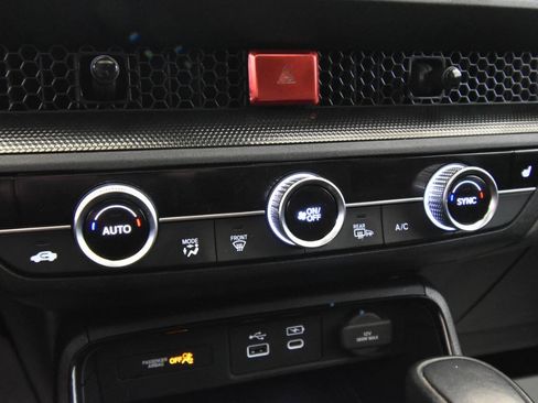 Used 2025 Honda CR-V Sport image 20