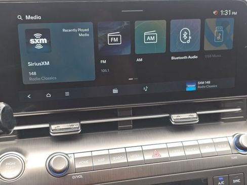 New 2026 Hyundai Kona Limited FWD image 9