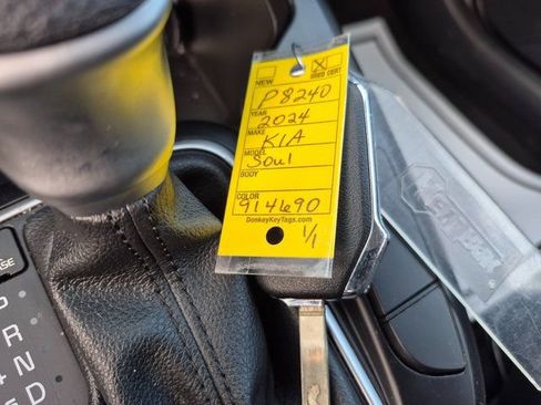 Used 2024 Kia Soul LX w/ Option Group 015 image 23