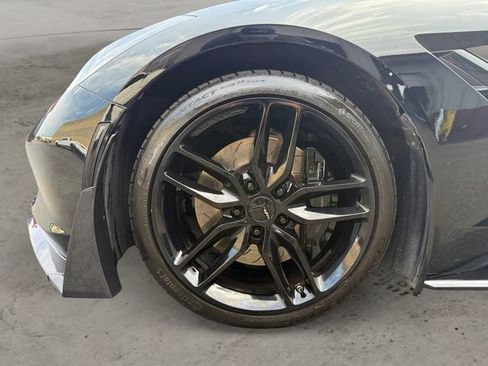 Used 2019 Chevrolet Corvette Stingray Coupe RWD image 9
