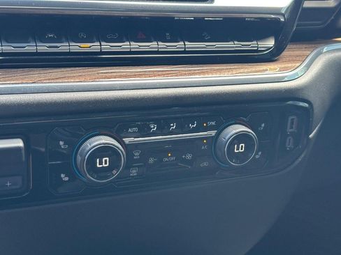 Certified 2025 Chevrolet Silverado 1500 LT AWD/4WD image 18