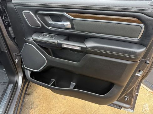 Used 2021 RAM 1500 Laramie image 25