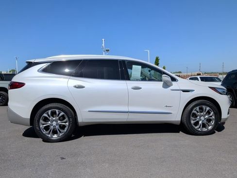 Used 2018 Buick Enclave Avenir image 6