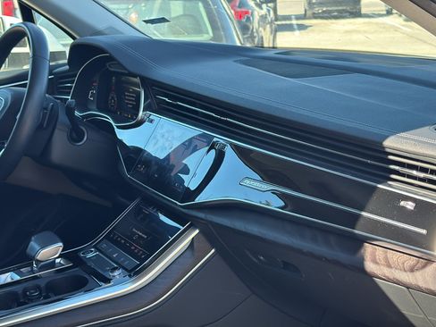 Used 2023 Audi Q7 2.0T Premium Plus image 30