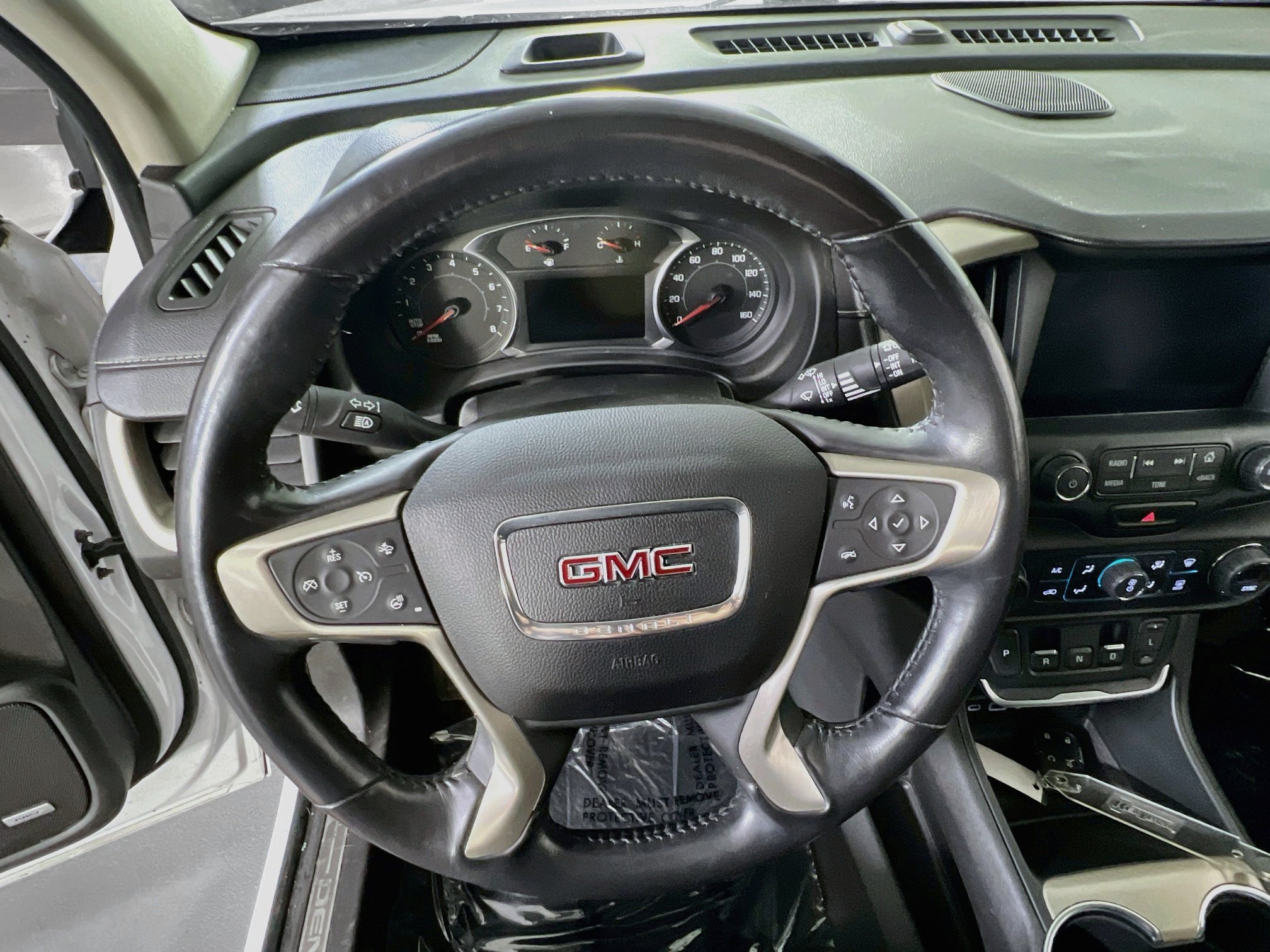 Used 2018 GMC Terrain Denali w/ Advanced Safety Package AWD/4WD image 11