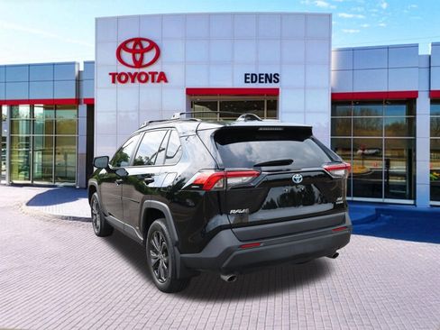 Certified 2024 Toyota RAV4 XLE Premium AWD/4WD image 8