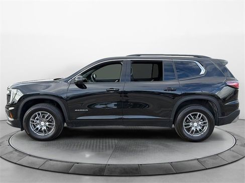 Used 2025 GMC Acadia Elevation image 4