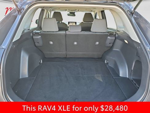 Used 2024 Toyota RAV4 XLE FWD image 19