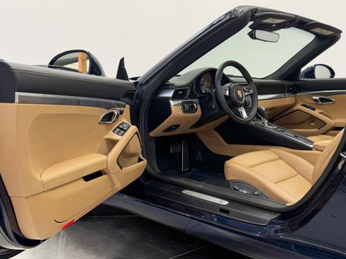 Used 2018 Porsche 911 Carrera S RWD image 23