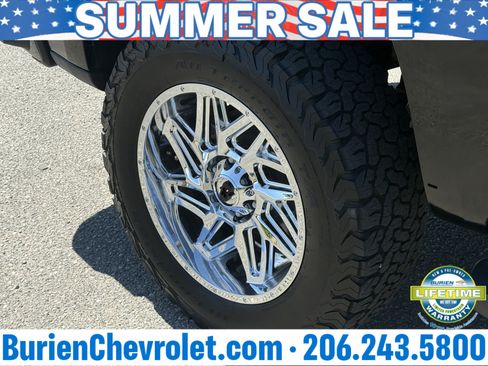 Used 2020 Chevrolet Silverado 1500 High Country w/ Technology Package AWD/4WD image 28