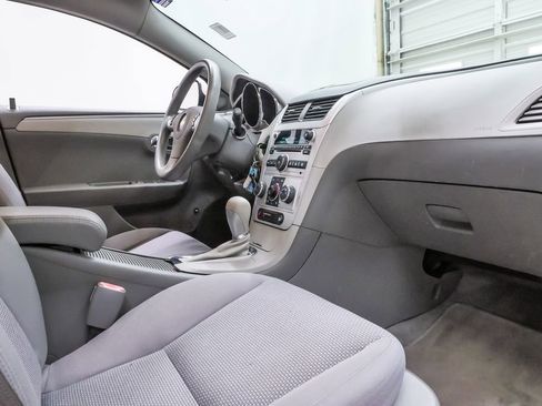 Used 2009 Chevrolet Malibu LT w/ Power Convenience Package FWD image 12