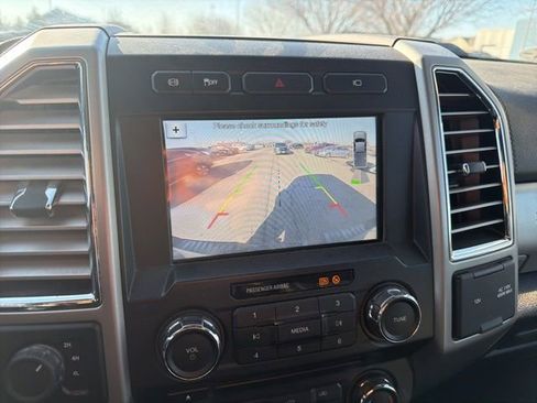 Used 2017 Ford F350 Lariat w/ Chrome Package image 19