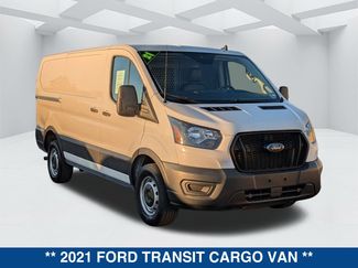 Used 2021 Ford Transit 250 Low Roof video 3