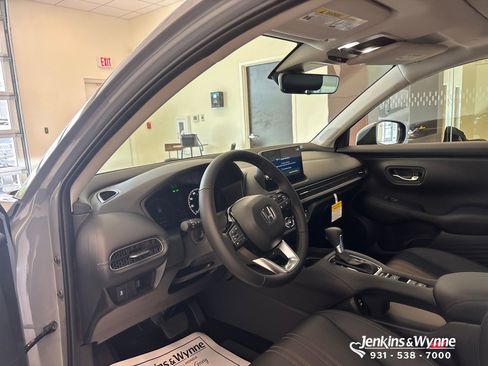 New 2026 Honda HR-V EX-L image 5