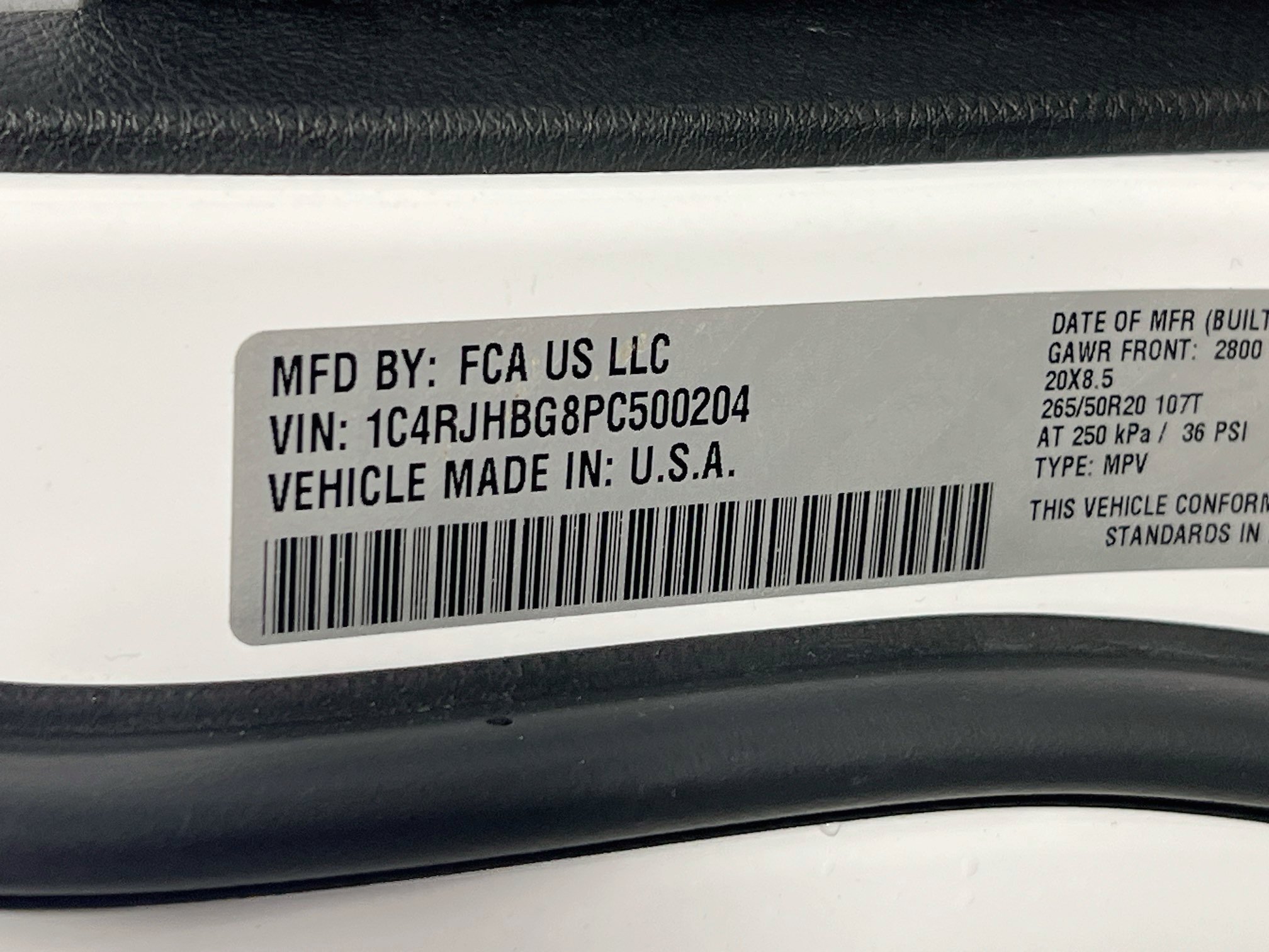 Used 2023 Jeep Grand Cherokee Limited AWD/4WD image 31