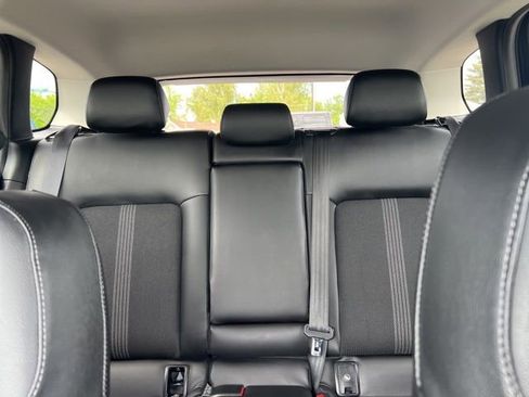 Used 2025 MAZDA CX-50 AWD 2.5 S w/ Preferred Package image 8