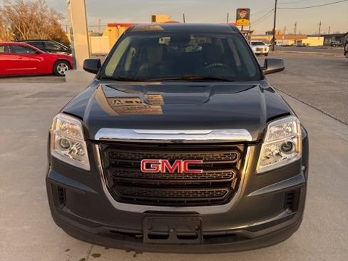 Used 2017 GMC Terrain SLE image 3