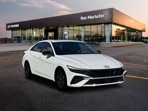 New 2026 Hyundai Elantra SEL Sport Premium FWD image 11