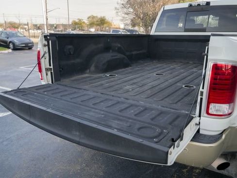 Used 2016 RAM 3500 Laramie Longhorn image 11