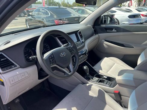 Used 2018 Hyundai Tucson SEL image 10