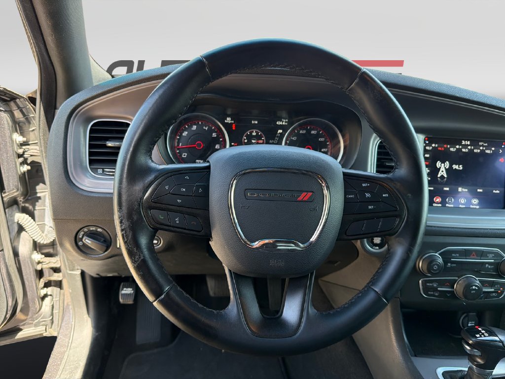 Used 2023 Dodge Charger SXT RWD image 12