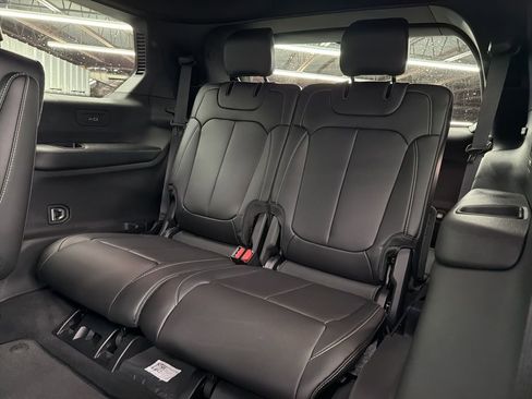 New 2026 Jeep Grand Cherokee L Limited RWD image 13