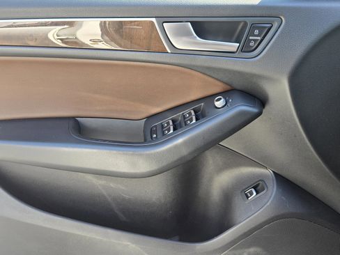 Used 2017 Audi Q5 2.0T Premium image 29