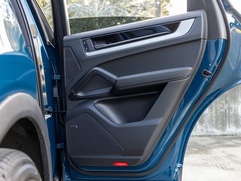 New 2026 Porsche Cayenne Coupe image 45