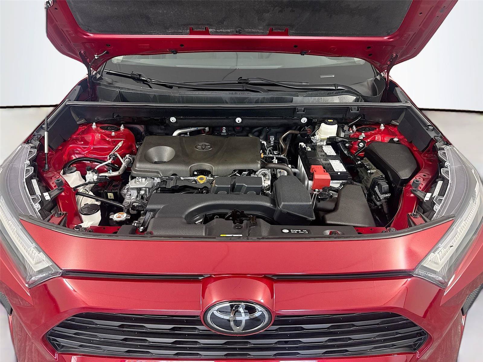 Used 2025 Toyota RAV4 LE FWD image 27