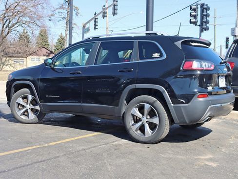 Used 2019 Jeep Cherokee Limited AWD/4WD image 11
