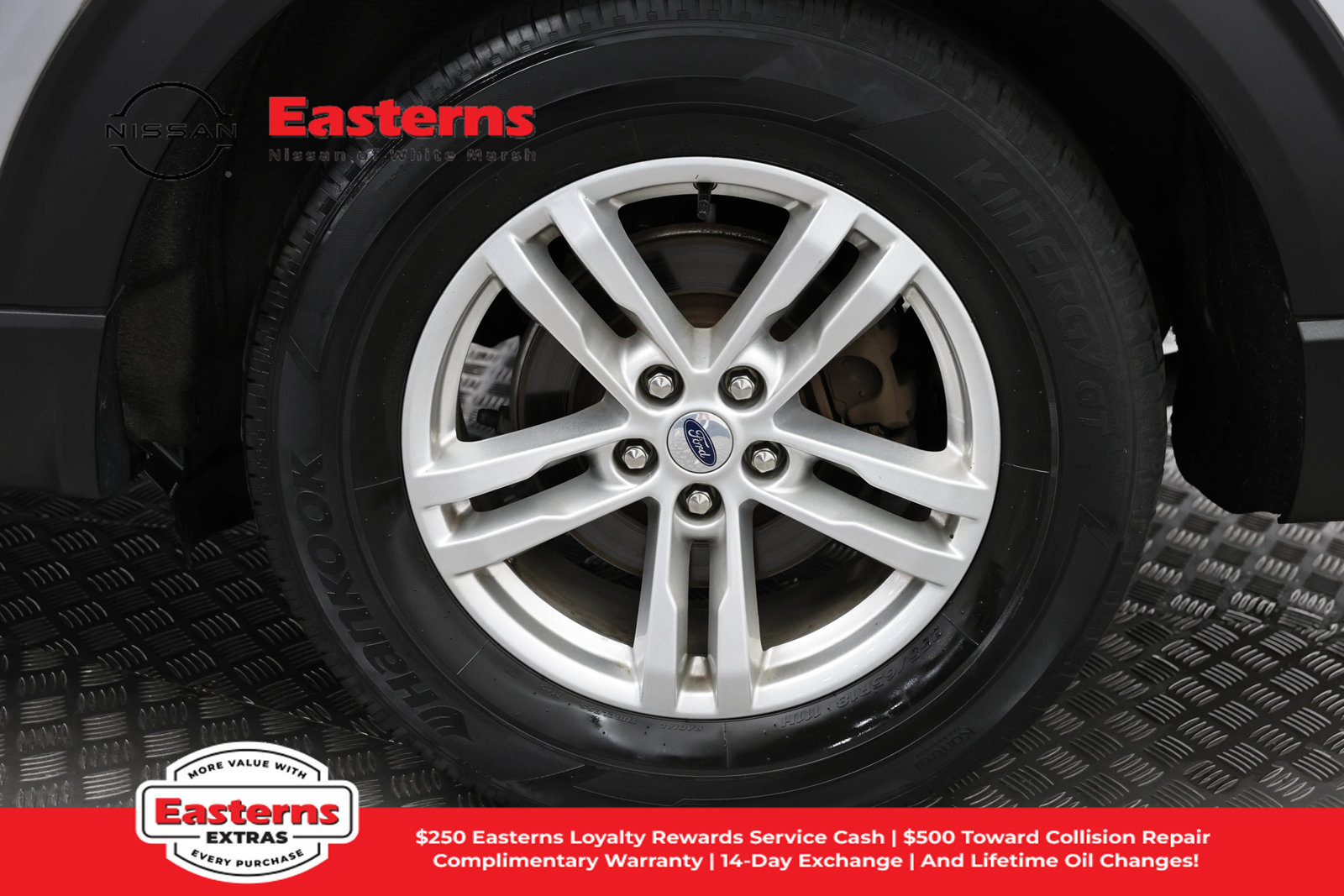 Used 2023 Ford Explorer XLT RWD image 25