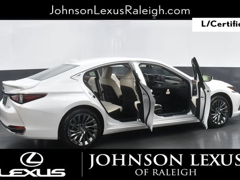 Certified 2025 Lexus ES 300h w/ Technology Package FWD image 30