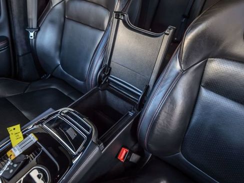 Used 2016 Jaguar XJ image 35