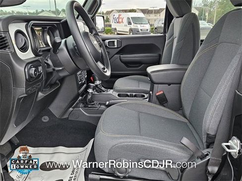 Used 2025 Jeep Wrangler Sport image 6
