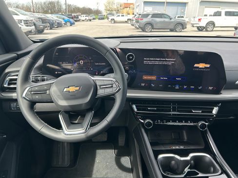 New 2026 Chevrolet Traverse LT w/ Driver Confidence Package image 14