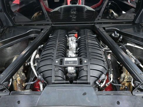 Used 2023 Chevrolet Corvette Z06 w/ Stealth Interior Trim Package RWD image 9