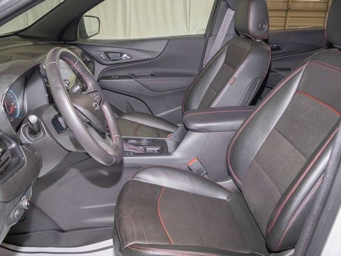 Certified 2022 Chevrolet Equinox RS w/ RS Leather Package image 12