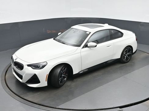 Used 2023 BMW 230i xDrive Coupe w/ Premium Package image 32