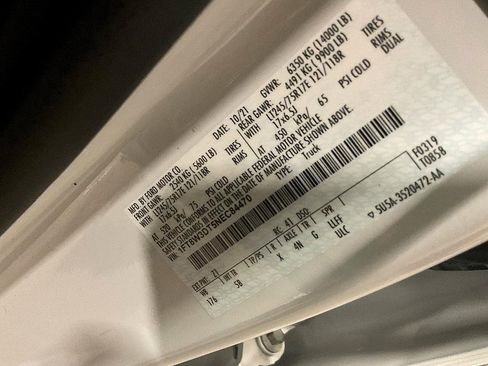 Used 2022 Ford F350 Lariat w/ Lariat Value Package image 34