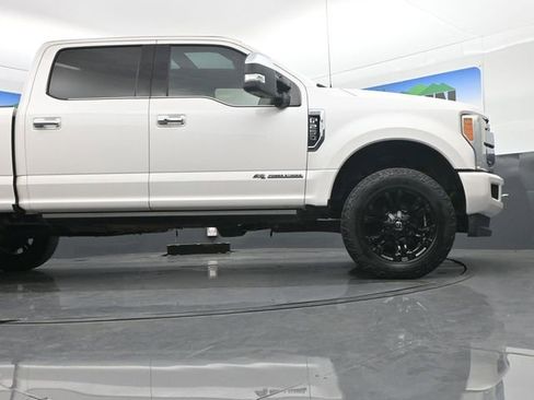 Used 2018 Ford F250 Platinum w/ Platinum Ultimate Package image 22