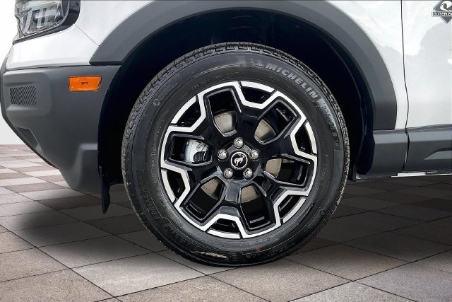 New 2026 Ford Bronco Sport Outer Banks AWD/4WD image 12