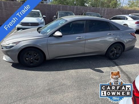 Used 2023 Hyundai Elantra SEL FWD image 1